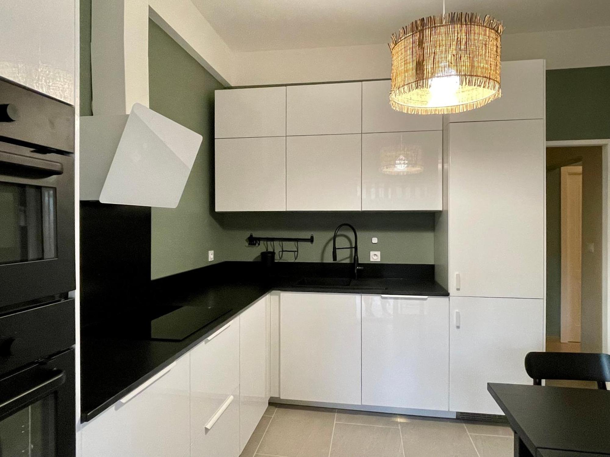 Air-Conditioned Apartment With Garage Near The Sea ニース エクステリア 写真